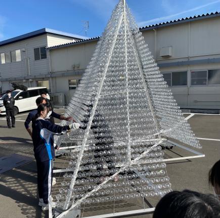 組立作業の最後の一部分を手伝いました