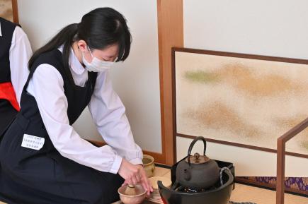 茶道部～サラサラという茶筅の音に心が落ち着く