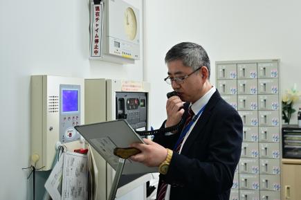 全校生徒に避難を指示