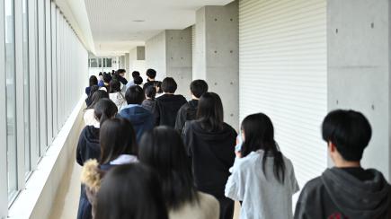 走らず慌てず避難