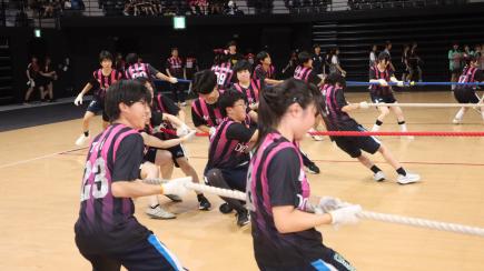 つな取り、パワーと団結力が勝負の分かれ目