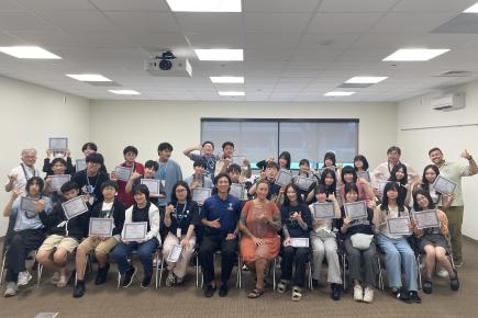 全員に修了証書が渡されました