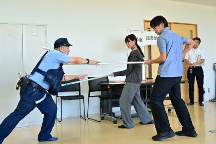 教職員が交代で挑戦！