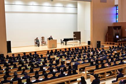 卒業記念礼拝の様子